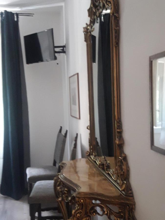 Rooms Alla Loggia Del Castello Trento Exterior foto