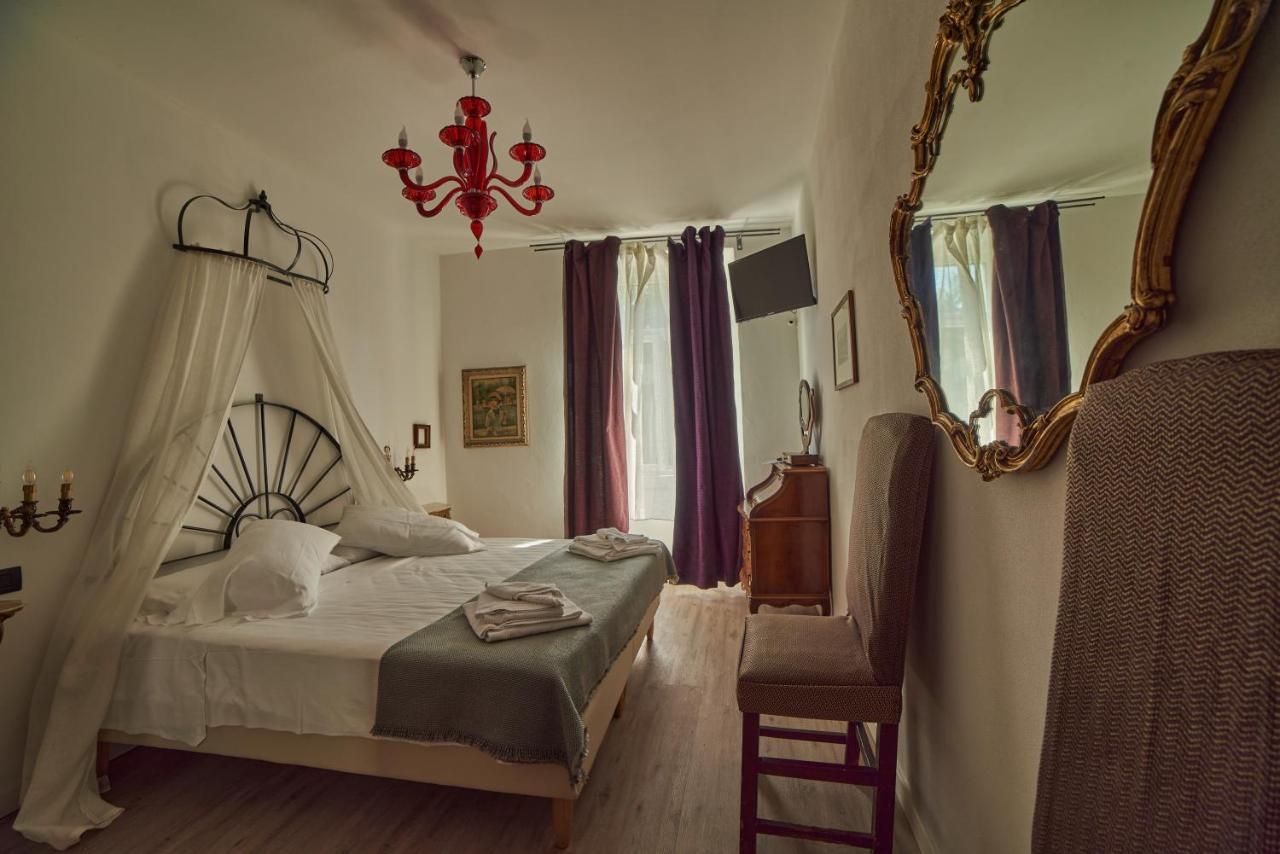 Rooms Alla Loggia Del Castello Trento Exterior foto